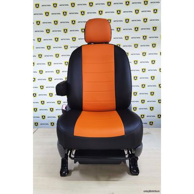 Авточехлы для Toyota Sienta 7m (1 поколение)