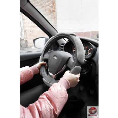 Спонжевая оплетка руля размер 